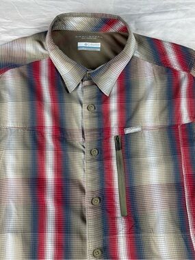 Columbia Omni Shade Plaid Button-Down Vented Fishing Shirt